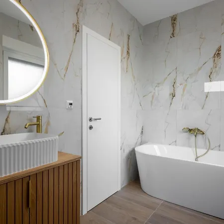 Lumino By Interhome *