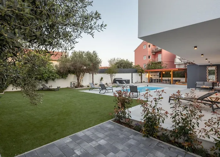 Lumino By Interhome 別荘 ムルテル