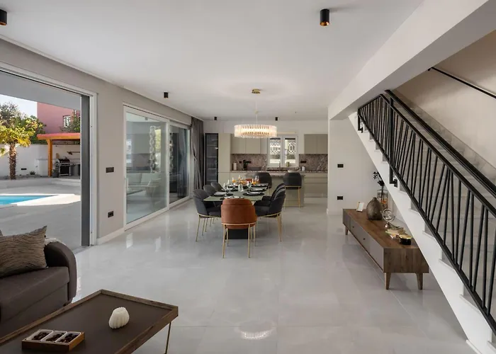 別荘 Lumino By Interhome ムルテル